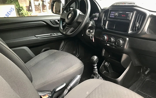imagem-https://www.socarrao.com.br/sc-vehicle-images-prod/4424792/1792696836130-odKudSEiSQWFC9ewe9lQMFScJegxFykT.jpg