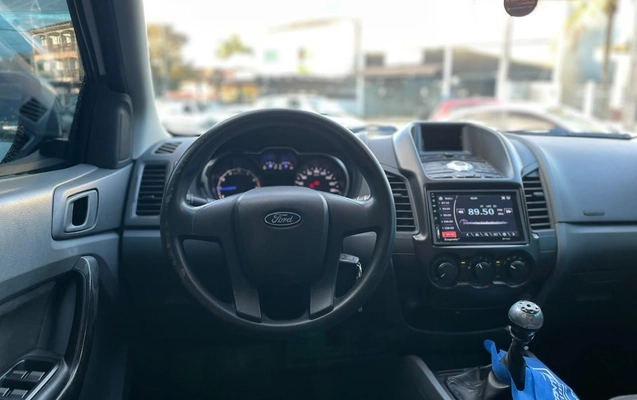 imagem-https://www.socarrao.com.br/sc-vehicle-images-prod/4424793/1792696836361-984f3fc681b849098045f96cf89d076d_1792696702650.jpg