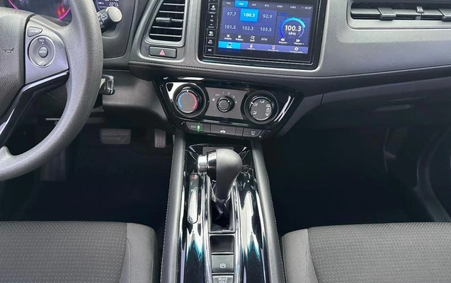 imagem-https://www.socarrao.com.br/sc-vehicle-images-prod/4424820/1792699491107-8597141_9_B_7c8e573546.jpeg