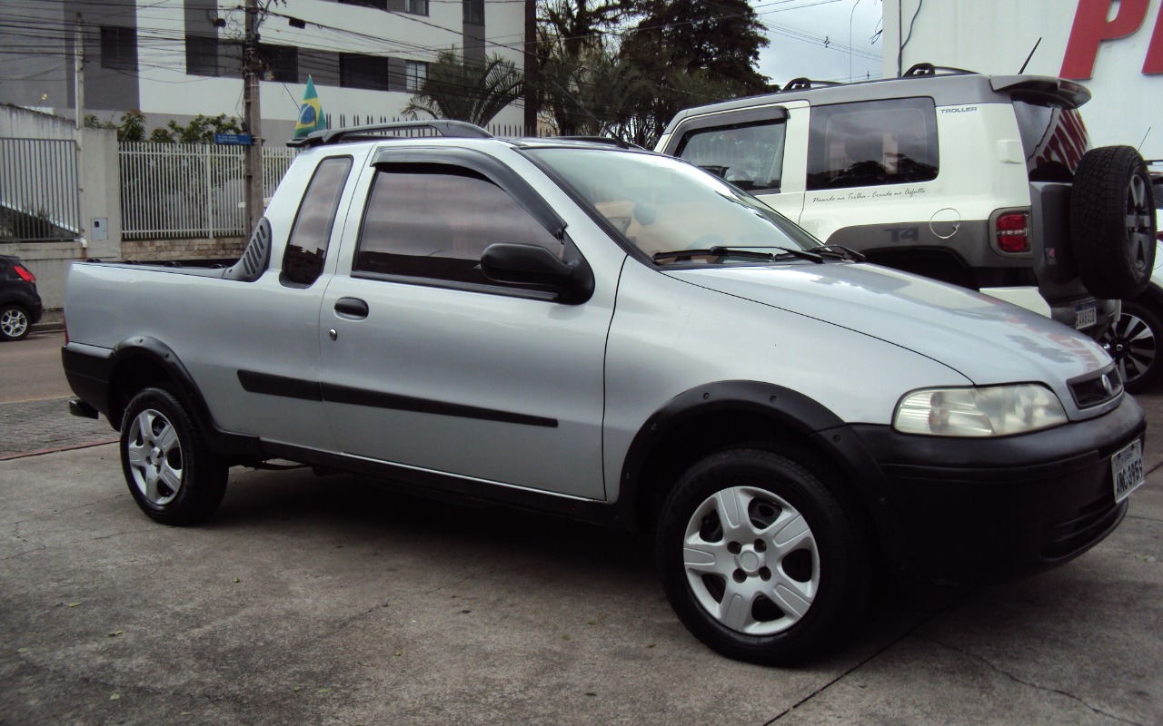 Fiat Strada 2008 Prata — foto 1 de 3