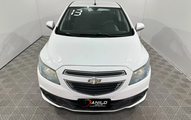 imagem-https://www.socarrao.com.br/sc-vehicle-images-prod/4424852/1792697207747-3_042620.jpg