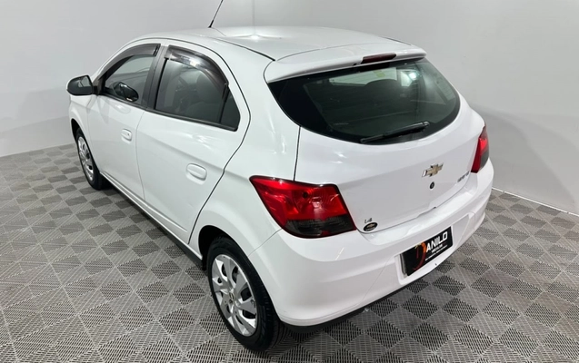 imagem-https://www.socarrao.com.br/sc-vehicle-images-prod/4424852/1792697207751-5_042620.jpg