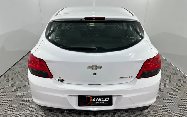 imagem-https://www.socarrao.com.br/sc-vehicle-images-prod/4424852/1792697207753-1_042620.jpg