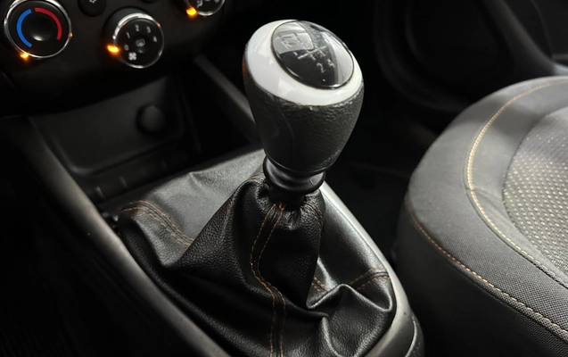 imagem-https://www.socarrao.com.br/sc-vehicle-images-prod/4424852/1792697207762-14_042620.jpg