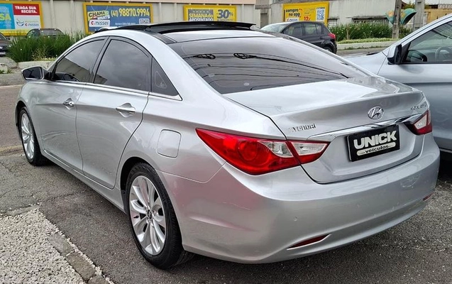 imagem-https://www.socarrao.com.br/sc-vehicle-images-prod/4424861/1792697295493-8597420_16_B_267c99acdd.jpeg