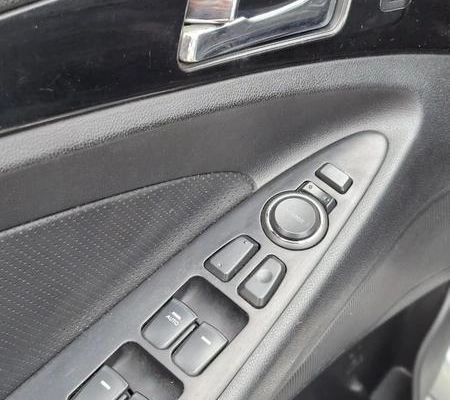 imagem-https://www.socarrao.com.br/sc-vehicle-images-prod/4424861/1792697295499-8597420_11_B_b3bd4863ef.jpeg