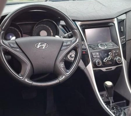 imagem-https://www.socarrao.com.br/sc-vehicle-images-prod/4424861/1792697295501-8597420_7_B_cfa4b6c707.jpeg