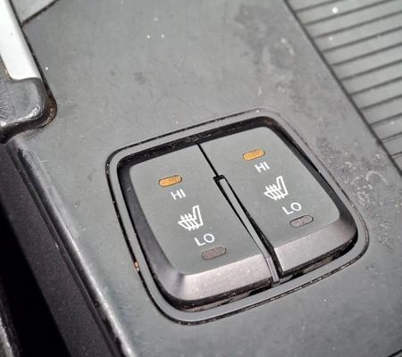 imagem-https://www.socarrao.com.br/sc-vehicle-images-prod/4424861/1792697295508-8597420_2_B_94cde2df4c.jpeg