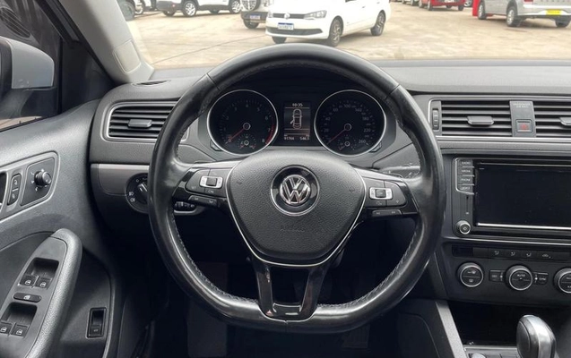 imagem-https://www.socarrao.com.br/sc-vehicle-images-prod/4424885/1792697480142-8594601_7_B_59fd2819e0.jpeg