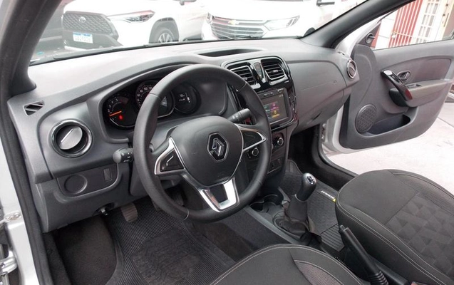 imagem-https://www.socarrao.com.br/sc-vehicle-images-prod/4424890/1792697519590-8597423_7_B_9effc5095b.jpeg