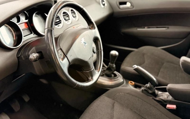 imagem-https://www.socarrao.com.br/sc-vehicle-images-prod/4424910/1792783305817-8597367_4_B_2e2818b997.jpeg