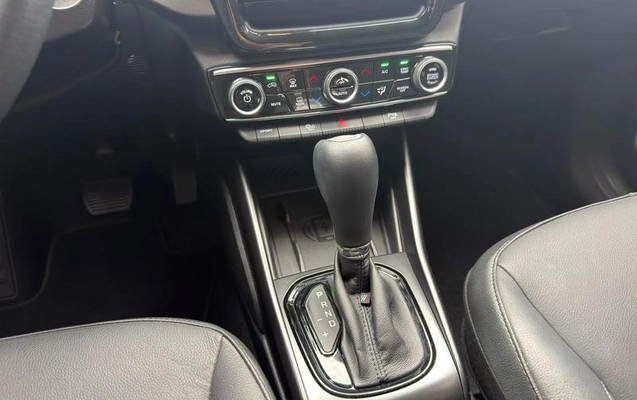 imagem-https://www.socarrao.com.br/sc-vehicle-images-prod/4424963/1792697931353-8595116_0_B_829788b7f3.jpeg