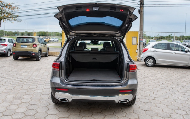 imagem-https://www.socarrao.com.br/sc-vehicle-images-prod/4424965/1792697963399-16506e141f20433dbd7aaf789fd8c274_1792691697695.jpg
