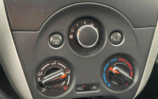 imagem-https://www.socarrao.com.br/sc-vehicle-images-prod/4424968/1792697971653-8590844_13_B_2cff5c4104.jpeg