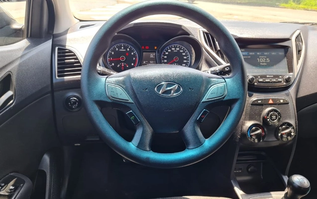 imagem-https://www.socarrao.com.br/sc-vehicle-images-prod/4424969/1792697975107-gb-b66f7a6.jpeg