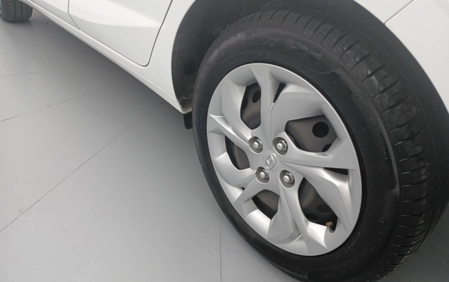 imagem-https://www.socarrao.com.br/sc-vehicle-images-prod/4424984/1792698109567-2_091358.jpg