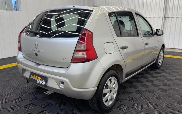 imagem-https://www.socarrao.com.br/sc-vehicle-images-prod/4424993/1792698217497-8521887_5_B_5a58b71300.jpeg