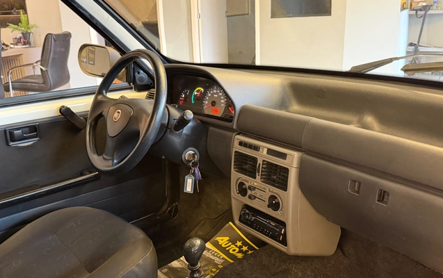 imagem-https://www.socarrao.com.br/sc-vehicle-images-prod/4425012/1792698384723-fbba8490322f4b7ab0b338be3b47b1bd_1792698194165.jpg