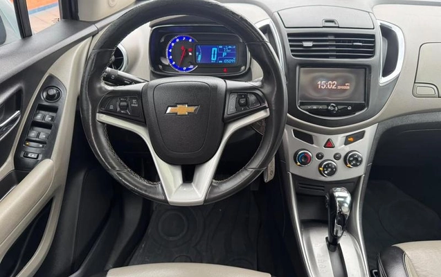 imagem-https://www.socarrao.com.br/sc-vehicle-images-prod/4425029/1792779528887-8582555_16_B_6f8da576fc.jpeg