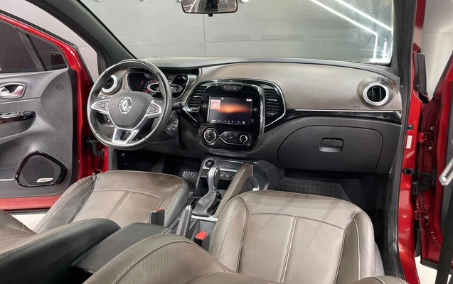imagem-https://www.socarrao.com.br/sc-vehicle-images-prod/4425030/1792698529902-003_5ed7e8b3f48c0fb1c6d9fbc8e818e007.jpg