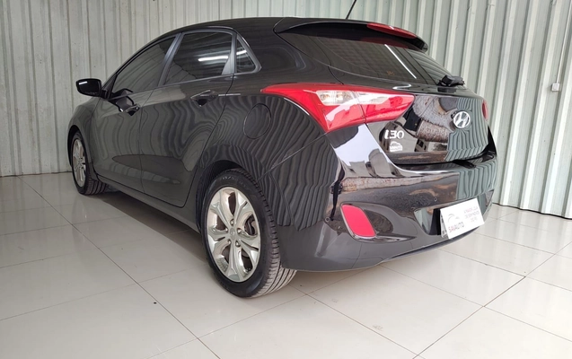imagem-https://www.socarrao.com.br/sc-vehicle-images-prod/4425135/1792699210148-b6f8da5843ad4415a00c6171b8b9bf48_1792699168979.jpg
