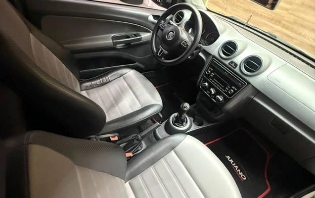 imagem-https://www.socarrao.com.br/sc-vehicle-images-prod/4425137/1792699235677-JoKzBeQifE5cVlgolvDdt59VC9w0W5Dz.jpg
