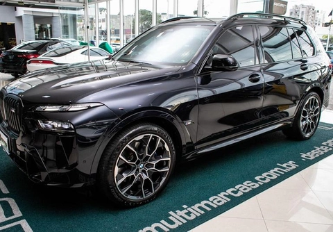 Bmw X7 2024 Preto — foto 1 de 3
