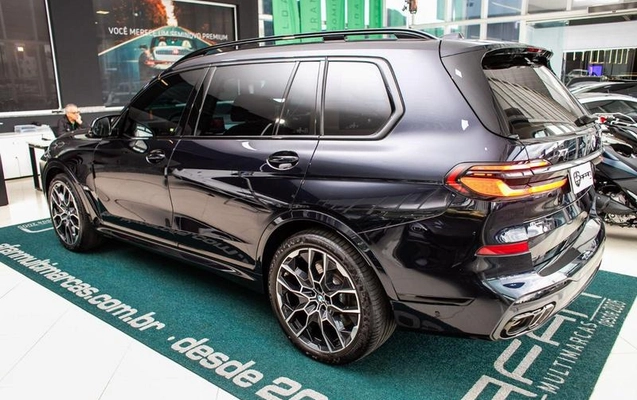 imagem-https://www.socarrao.com.br/sc-vehicle-images-prod/4425138/1792699237611-8597688_10_B_517c4e6a5c.jpeg