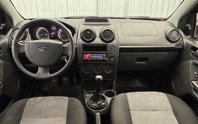 imagem-https://www.socarrao.com.br/sc-vehicle-images-prod/4425139/1792699249164-8469849_16_B_7a7178d765.jpeg