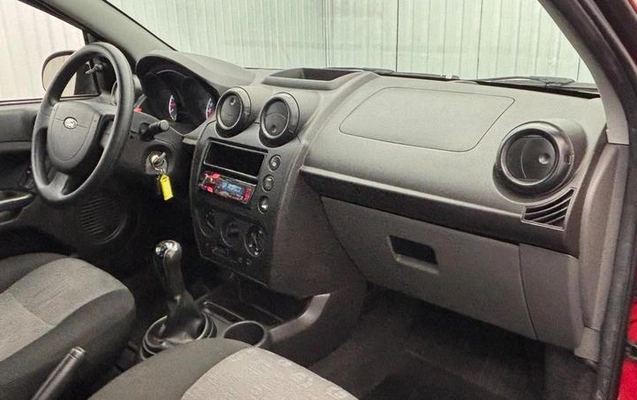 imagem-https://www.socarrao.com.br/sc-vehicle-images-prod/4425139/1792699249174-8469849_13_B_ec9f577a45.jpeg