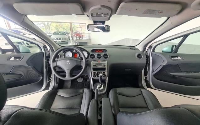 imagem-https://www.socarrao.com.br/sc-vehicle-images-prod/4425208/1792699716776-feb791f35b4447babd080c9e3eb92f7e_1792699611144.jpg