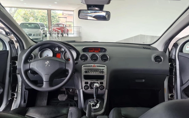 imagem-https://www.socarrao.com.br/sc-vehicle-images-prod/4425208/1792699716785-dbf6fd2627934ee5845cd490eac43344_1792699611175.jpg