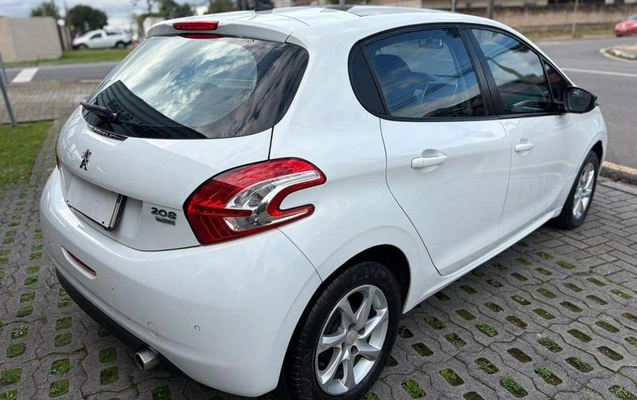 imagem-https://www.socarrao.com.br/sc-vehicle-images-prod/4425209/1792699716799-8548573_3_B_3ac52dd921.jpeg