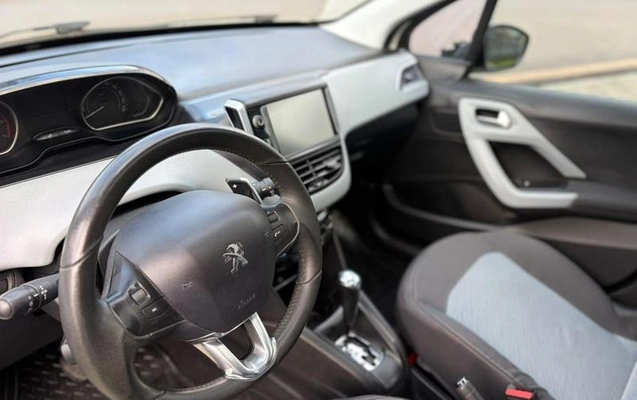 imagem-https://www.socarrao.com.br/sc-vehicle-images-prod/4425209/1792699716812-8548573_8_B_949644ddec.jpeg