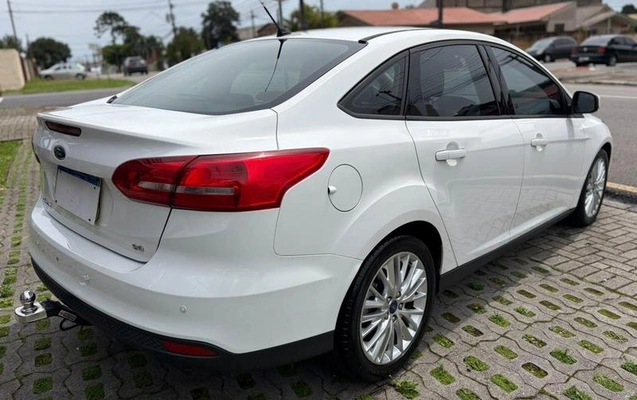 imagem-https://www.socarrao.com.br/sc-vehicle-images-prod/4425210/1792699718933-8567271_2_B_cd358dfa24.jpeg