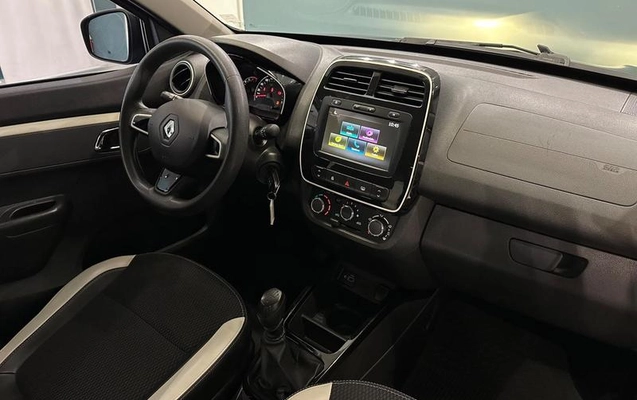 imagem-https://www.socarrao.com.br/sc-vehicle-images-prod/4425325/1792854020169-8512637_14_B_884594433f.jpeg