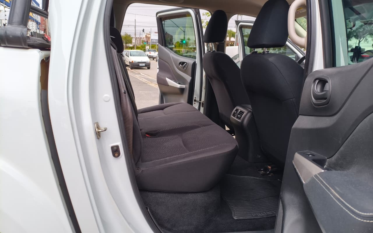 imagem-https://www.socarrao.com.br/sc-vehicle-images-prod/4425326/1792700348307-V2hhdHNBcHAgSW1hZ2UgMjAyNi0xMC0yMiBhdCAxNy4wNy4yMi5qcGVn.jpeg