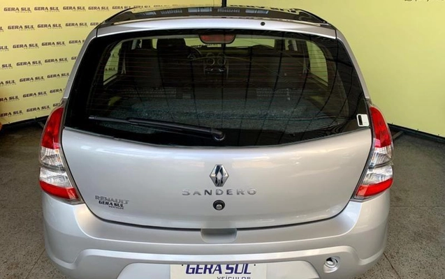 imagem-https://www.socarrao.com.br/sc-vehicle-images-prod/4425337/1792700782361-8530350_3_B_189698048d.jpeg