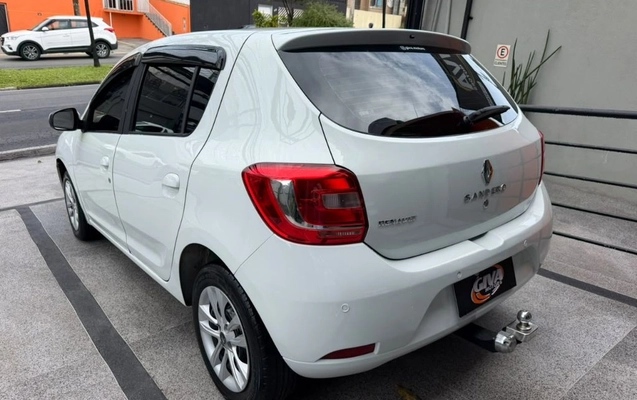 imagem-https://www.socarrao.com.br/sc-vehicle-images-prod/4425360/1792700515533-gb-d3bbd88.jpeg