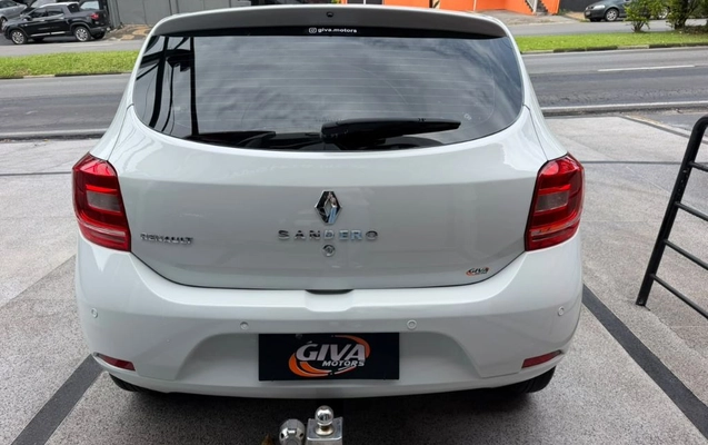 imagem-https://www.socarrao.com.br/sc-vehicle-images-prod/4425360/1792700515534-gb-c69f7a8.jpeg