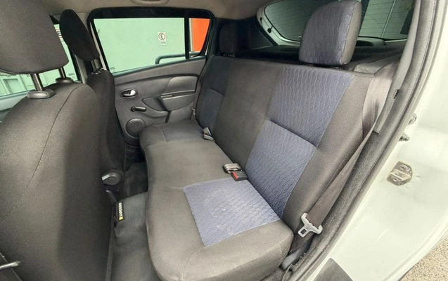 imagem-https://www.socarrao.com.br/sc-vehicle-images-prod/4425360/1792700515543-gb-e950e1e.jpeg