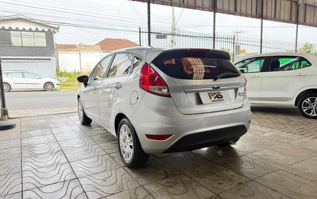 imagem-https://www.socarrao.com.br/sc-vehicle-images-prod/4425383/1792700680901-8597649_9_B_5995ad00c9.jpeg