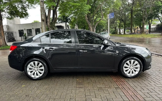 imagem-https://www.socarrao.com.br/sc-vehicle-images-prod/4425384/1792700684007-12_052351.jpg