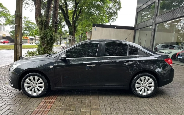 imagem-https://www.socarrao.com.br/sc-vehicle-images-prod/4425384/1792700684020-3_052351.jpg
