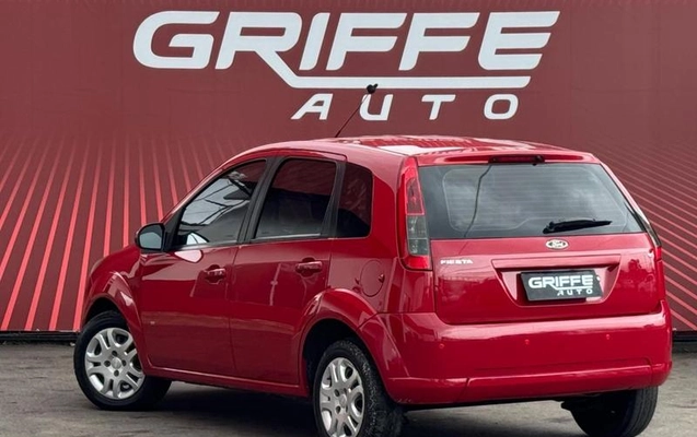 imagem-https://www.socarrao.com.br/sc-vehicle-images-prod/4425397/1792700749701-8594919_5_B_05ae07a698.jpeg