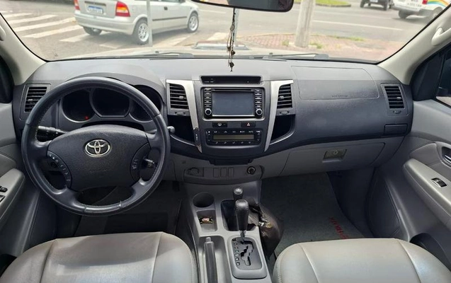 imagem-https://www.socarrao.com.br/sc-vehicle-images-prod/4425399/1792700765041-8597811_14_B_976949fe72.jpeg