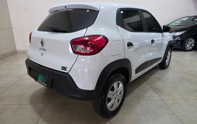 imagem-https://www.socarrao.com.br/sc-vehicle-images-prod/4425419/1792700942048-297feabe-9235-471a-9cb1-653586f305f2.jpg