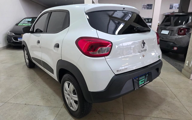 imagem-https://www.socarrao.com.br/sc-vehicle-images-prod/4425419/1792700942056-50240ab4-2f23-4071-9148-874ac08c1169.jpg