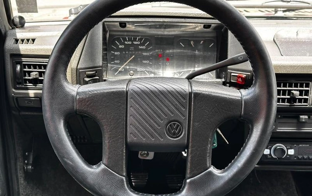 imagem-https://www.socarrao.com.br/sc-vehicle-images-prod/4425421/1792701057154-8597823_14_B_20d758615f.jpeg