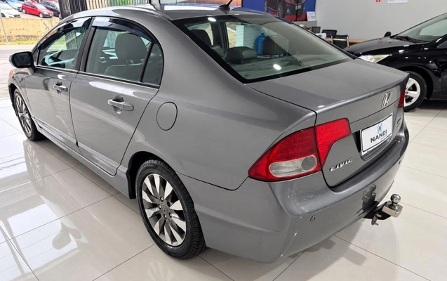 imagem-https://www.socarrao.com.br/sc-vehicle-images-prod/4425426/1792701071240-1239846.jpg